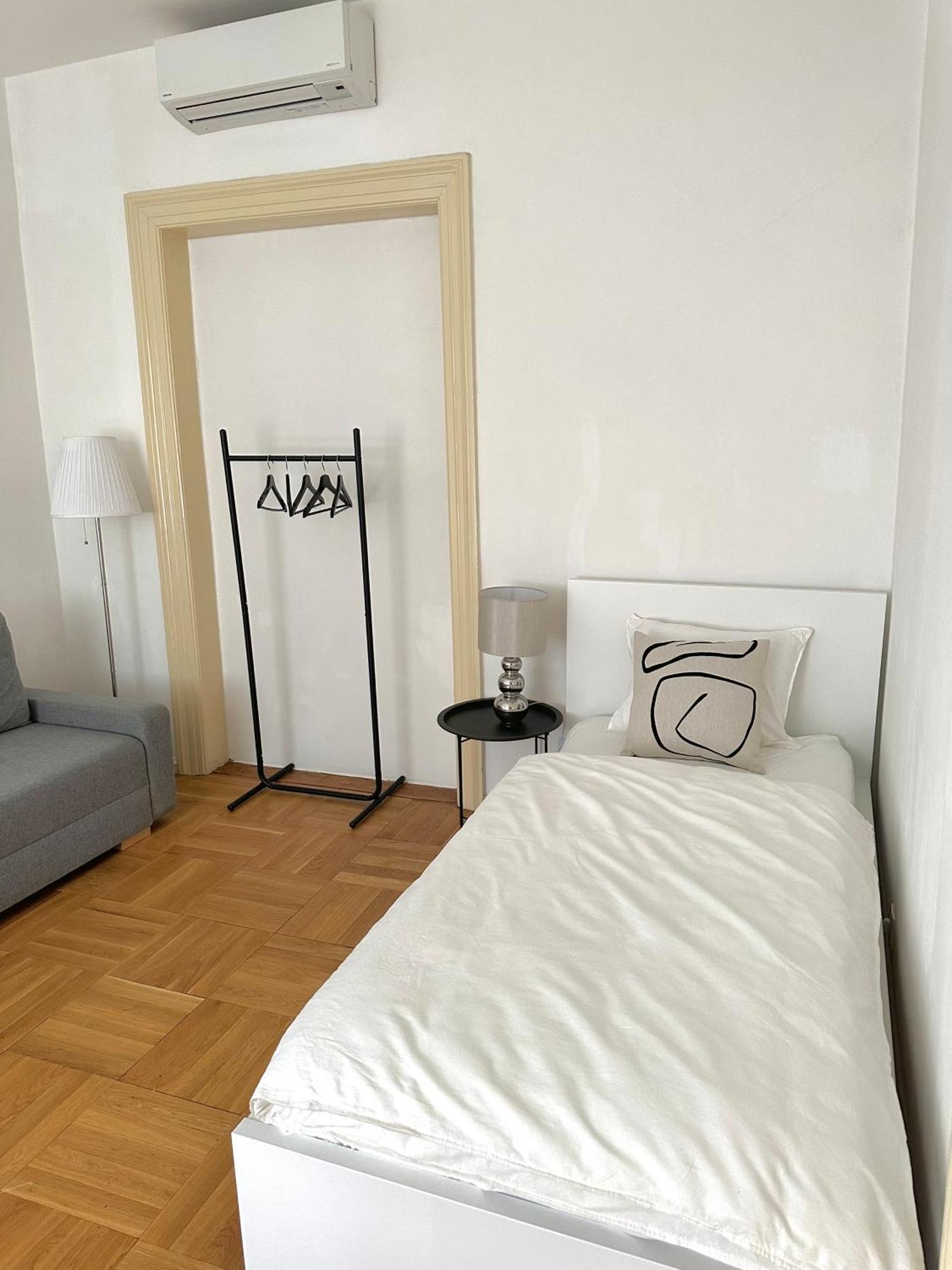 Byt Ve Meste Praha 2 외부 사진