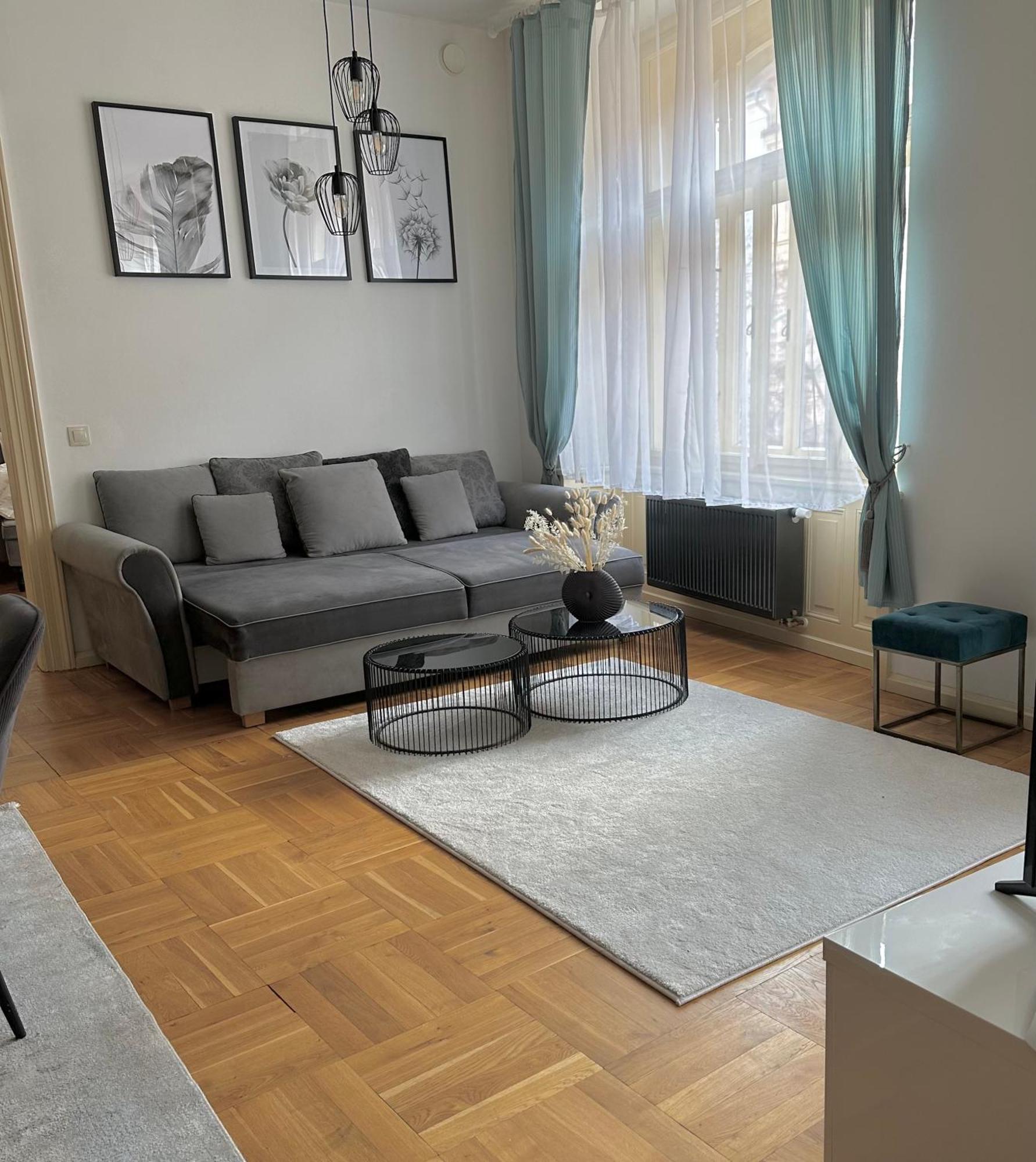 Byt Ve Meste Praha 2 외부 사진